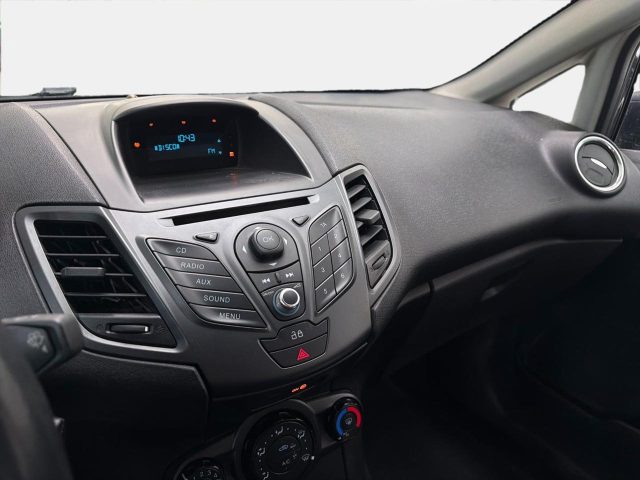 FORD FIESTA 1.5 TDCI 75CV 5 PORTE TITANIUM - foto 10