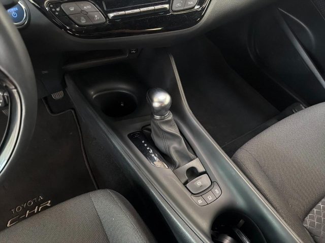 TOYOTA C-HR 1.8 HYBRID E-CVT BUSINESS - foto 11