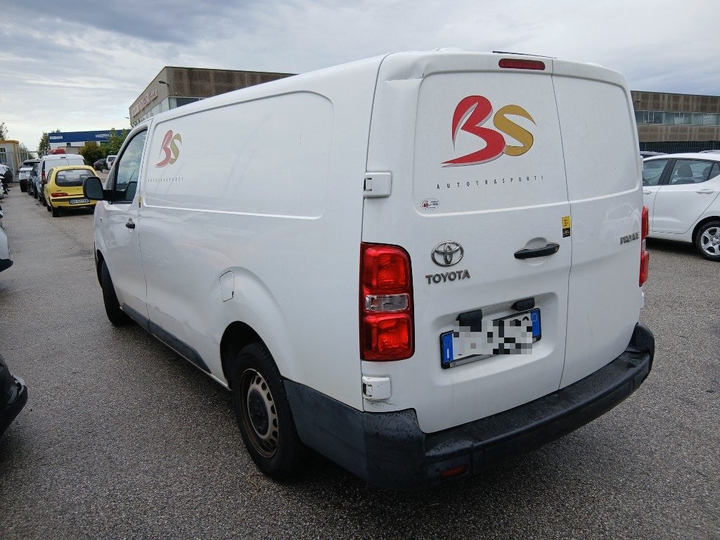 Immagine di TOYOTA Proace 2.0D 144CV S&S del 12/2021 km 139762