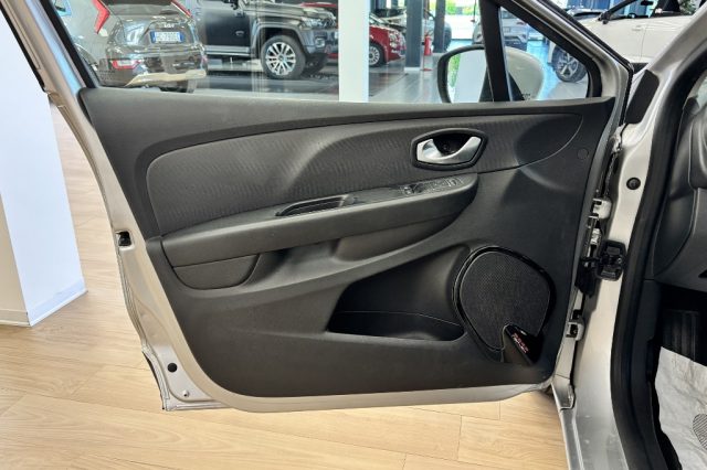 RENAULT CLIO DCI 8V 75 CV START&STOP 5 PORTE  - foto 12