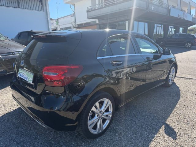 MERCEDES-BENZ A 180 D SPORT - foto 7