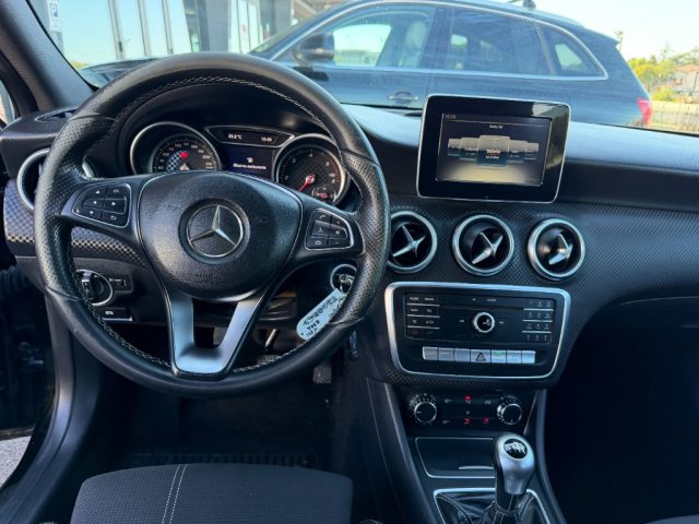 MERCEDES-BENZ A 180 D SPORT - foto 10