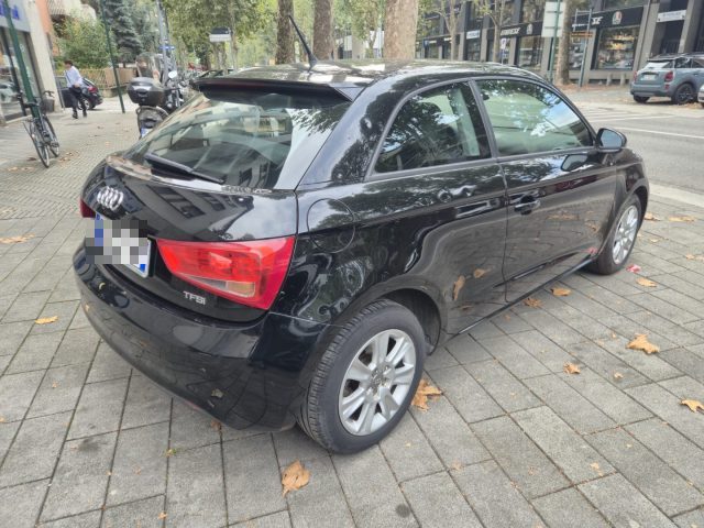 AUDI A1 1.2 TFSI ATTRACTION GRANDINATA ! - foto 4