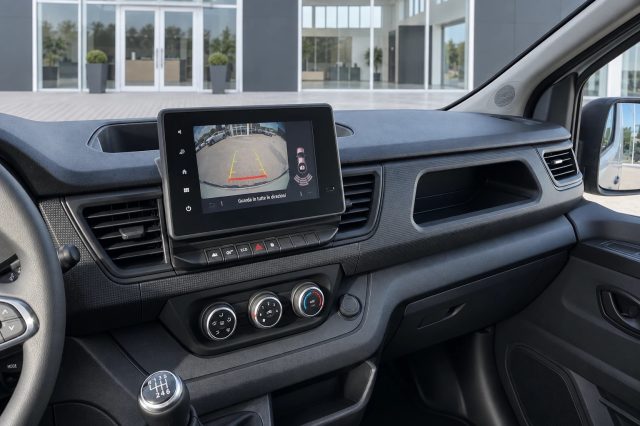 RENAULT TRAFIC L1H1 150 6 POSTI - foto 10