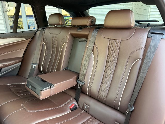BMW M550 D XDRIVE TOURING - foto 11