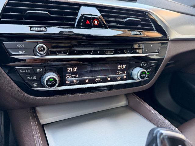 BMW M550 D XDRIVE TOURING - foto 16