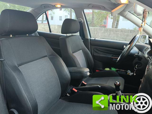 VOLKSWAGEN BORA 1.6 BENZ TRENDLINE SOLO 97MILA K - foto 15