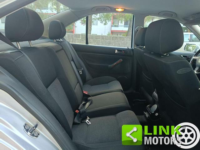 VOLKSWAGEN BORA 1.6 BENZ TRENDLINE SOLO 97MILA K - foto 11