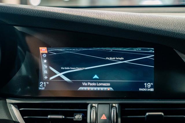 ALFA ROMEO GIULIA 2.0 TURBO 280 CV AT8 AWD Q4 VELO - foto 49