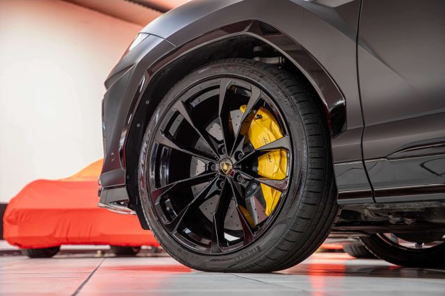 LAMBORGHINI URUS AD PERSONAM|TETTO|BANG&OLUFSEN|2 - foto 8