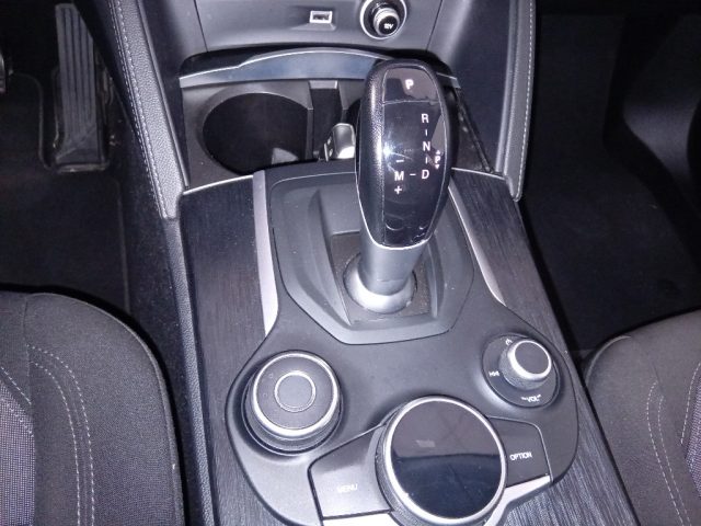 ALFA ROMEO STELVIO 2.2 TURBODIESEL 190 CV AT8 RWD B - foto 16