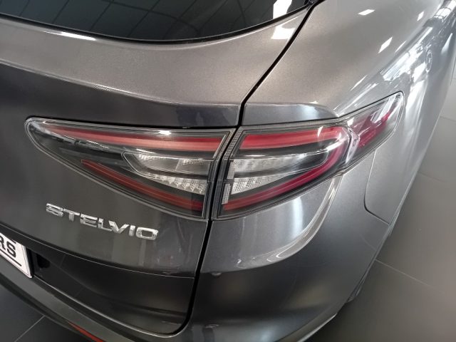 ALFA ROMEO STELVIO 2.2 TURBODIESEL 210 CV AT8 Q4 - foto 9