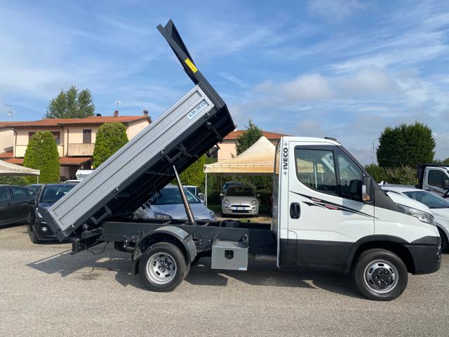 IVECO DAILY 35C17 3.0 HPT RIBALTABILE TRILAT - foto 9