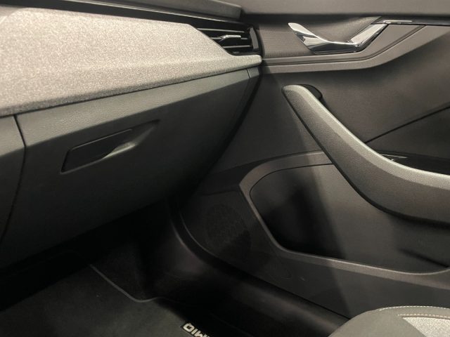 SKODA KAMIQ 1.0 TSI 95 CV AMBITION - foto 21