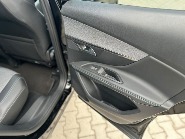 PEUGEOT 3008 BLUEHDI 130 EAT8 ALLURE PACK - foto 19