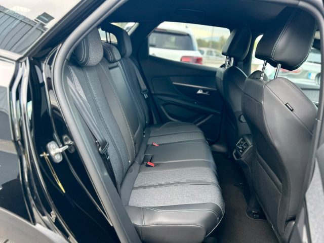 PEUGEOT 3008 BLUEHDI 130 EAT8 ALLURE PACK - foto 20