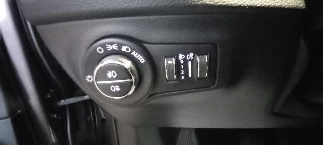 JEEP COMPASS 2.0 MULTIJET II AUT. 4WD LIMITED - foto 16