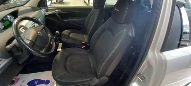 LANCIA YPSILON 1.3 MJT  DPF SPORT MOMODESIGN - foto 6