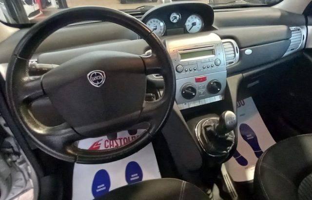 LANCIA YPSILON 1.3 MJT  DPF SPORT MOMODESIGN - foto 8