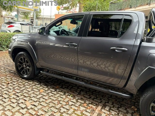TOYOTA HILUX 2.8 D-4D A/T 4WD 4 PORTE DOUBLE  - foto 17