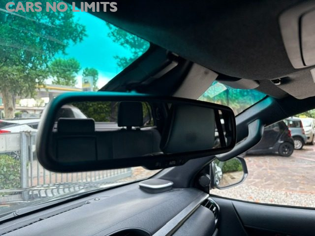 TOYOTA HILUX 2.8 D-4D A/T 4WD 4 PORTE DOUBLE  - foto 8