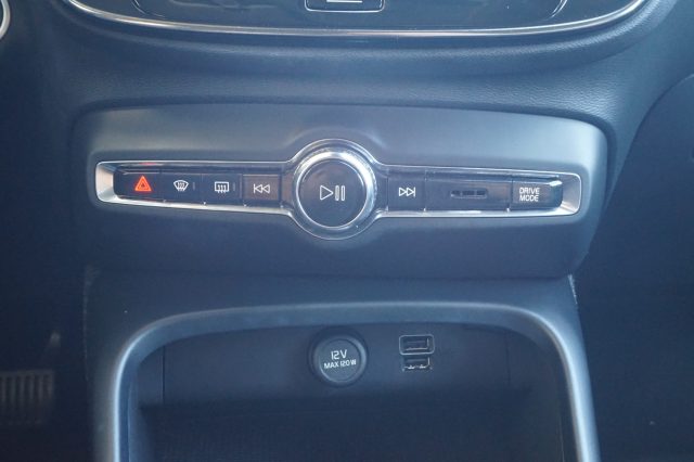 VOLVO XC40 T5 RECHARGE PLUG-IN HYBRID INSCR - foto 35
