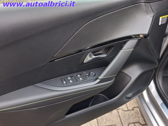 PEUGEOT 208 1.2 HYBRID 145 CV E-DCS6 GT - foto 11