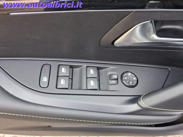 PEUGEOT 208 1.2 HYBRID 145 CV E-DCS6 GT - foto 12