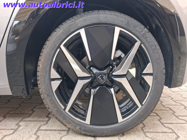 PEUGEOT 208 1.2 HYBRID 145 CV E-DCS6 GT - foto 35