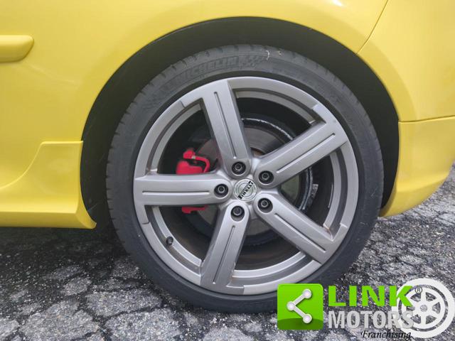 VOLKSWAGEN GOLF PIRELLI - foto 22