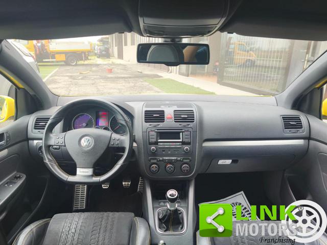 VOLKSWAGEN GOLF PIRELLI - foto 11