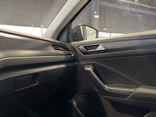 VOLKSWAGEN T-ROC 1.0 TSI STYLE BLUEMOTION TECHNOL - foto 28