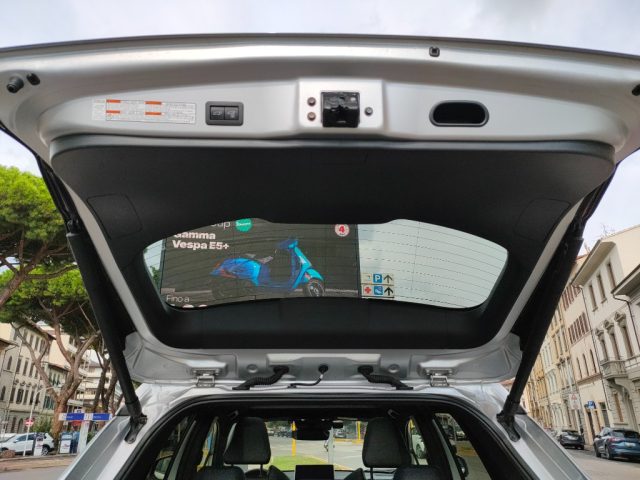 TOYOTA COROLLA CROSS 2.0 HYBRID 197 CV E-CVT LOUNGE - foto 15