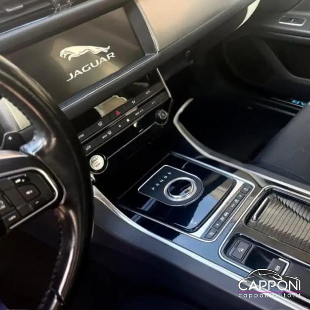 JAGUAR XF 2.0 D 180 CV AWD AUT. - foto 8