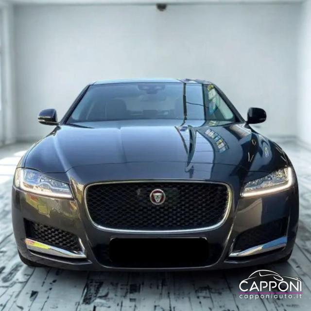 JAGUAR XF 2.0 D 180 CV AWD AUT. - foto 2