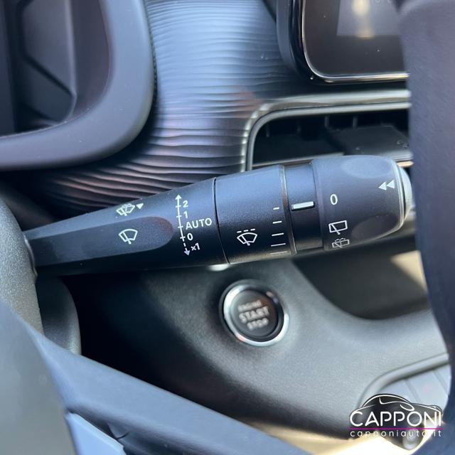 JEEP AVENGER 1.2 TURBO E-HYBRID MHEV LONGITUD - foto 17