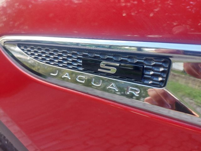 JAGUAR E-PACE 2.0D 150 CV AWD AUT. S - foto 9
