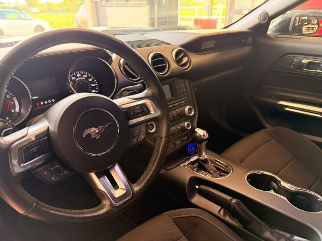 FORD MUSTANG FASTBACK 3.7 V6 AUTOMATICA - foto 11