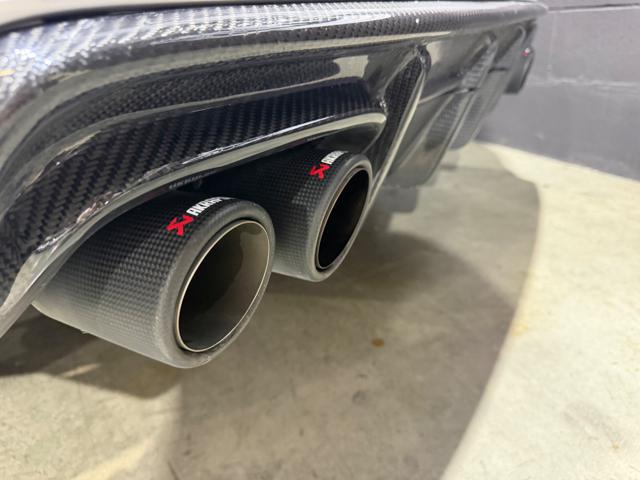 CUPRA ATECA DA AMATORE FULL CARBONIO AKRAPOV - foto 6