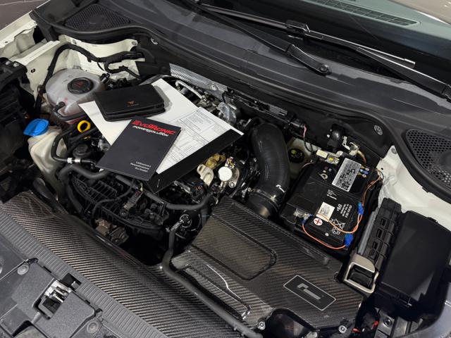CUPRA ATECA DA AMATORE FULL CARBONIO AKRAPOV - foto 15