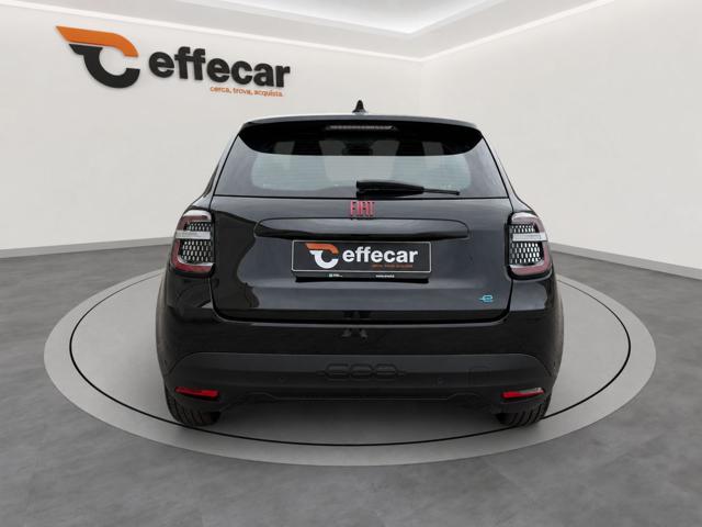 FIAT 600E RED - foto 5