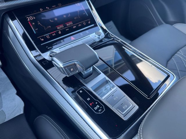 AUDI Q8 55 TFSIE TIPTRONIC QUATTRO S-LIN - foto 9
