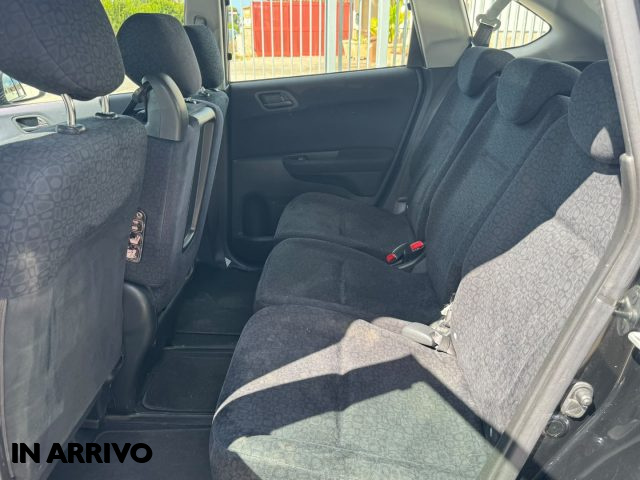 HONDA FR-V 1.7 16V VTEC - foto 12
