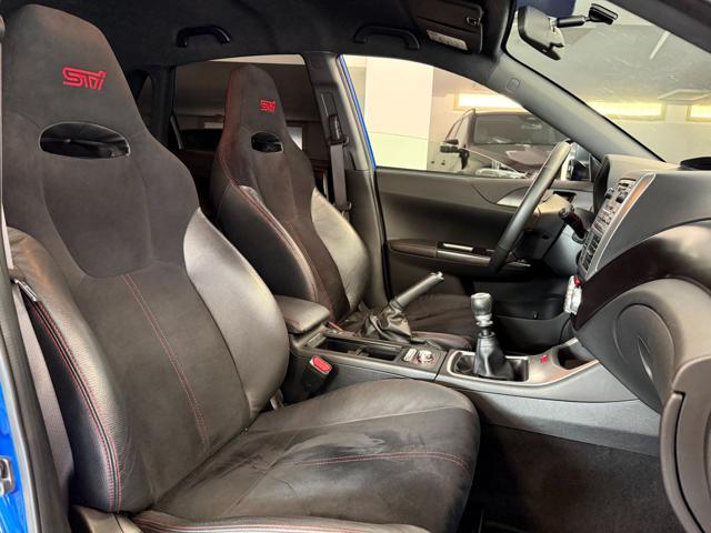 SUBARU IMPREZA 2.5 WRX STI - foto 23