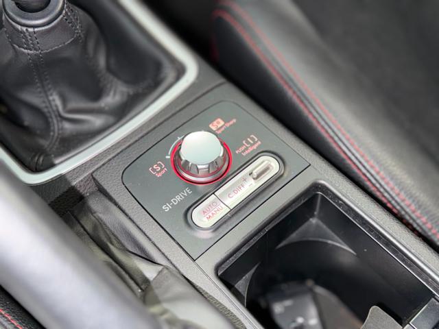 SUBARU IMPREZA 2.5 WRX STI - foto 22