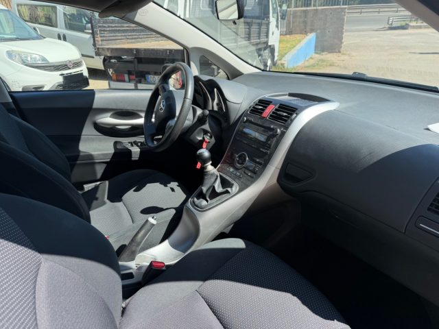 TOYOTA AURIS 1.4 D-4D 5 PORTE - foto 9