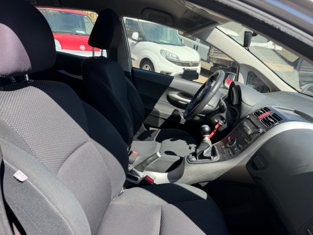 TOYOTA AURIS 1.4 D-4D 5 PORTE - foto 10