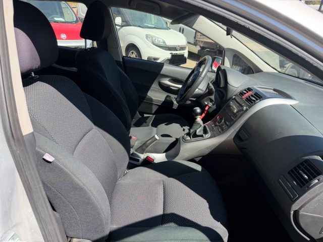 TOYOTA AURIS 1.4 D-4D 5 PORTE - foto 11