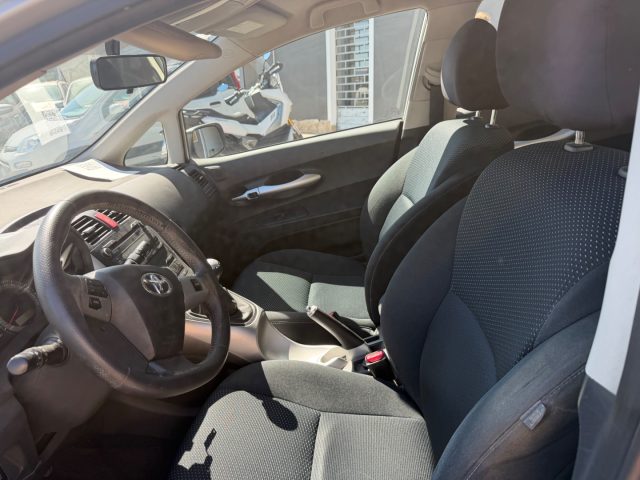 TOYOTA AURIS 1.4 D-4D 5 PORTE - foto 12