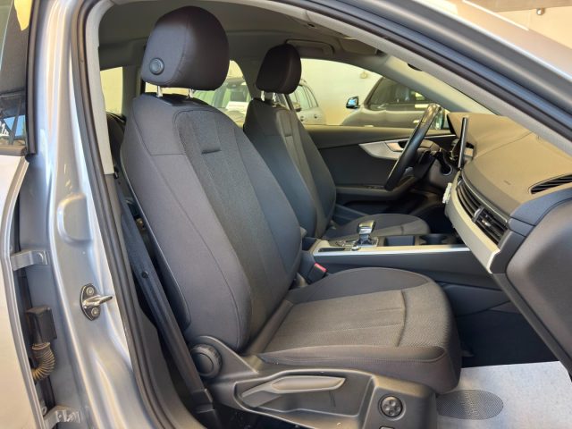 AUDI A4 AVANT 30 TDI 136CV S TRONIC *UNI - foto 9